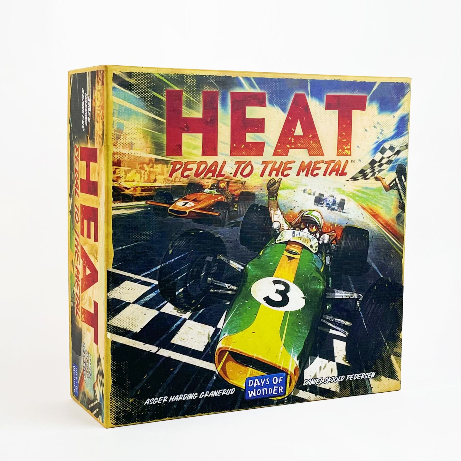 Board Game Dune - “HEAT: ฟูลธรอตเทิล” — เกมไพ่บนโต๊ะภาษาอังกฤษแนวแข่งรถที่เต็มไปด้วยความเร็วและเร้าใจ เหมาะสำหรับผู้เล่น 1