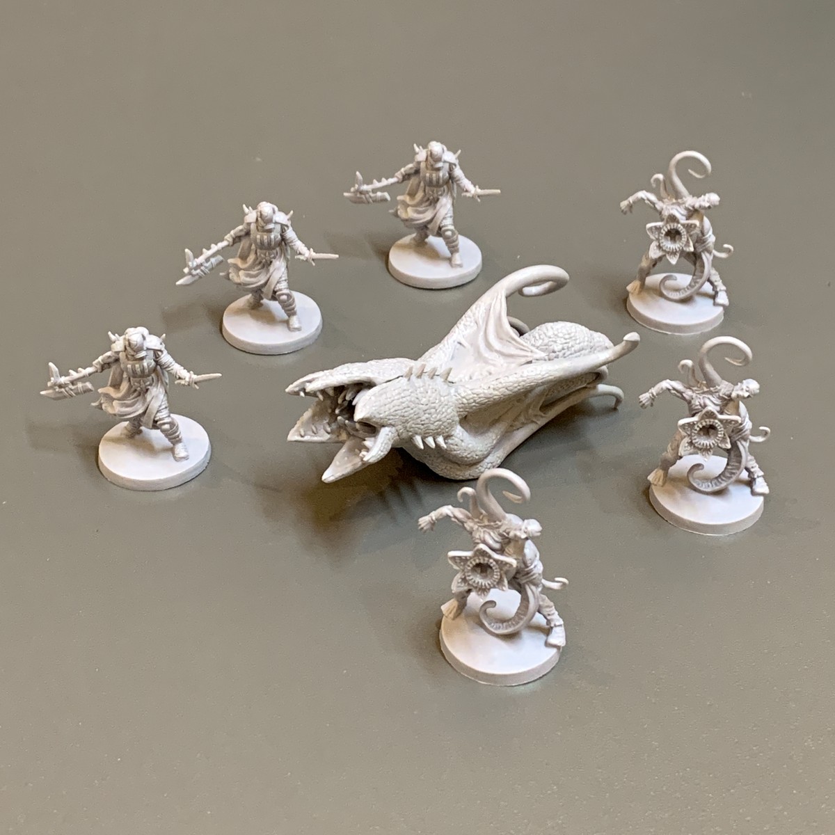 Lot 6 Alpha Worm SciFi Miniatu - Board Game Horror Movie บทวิจารณ์และราคา